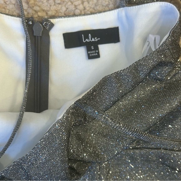 Lulu's Semi Formal Prom Silver Metallic Shiny Spaghetti Strap Mini Dress Small - Picture 7 of 7
